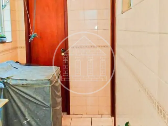 Apartamento 2 quartos e 2 banheiros, à venda, no bairro Jardim Beatriz em São Paulo