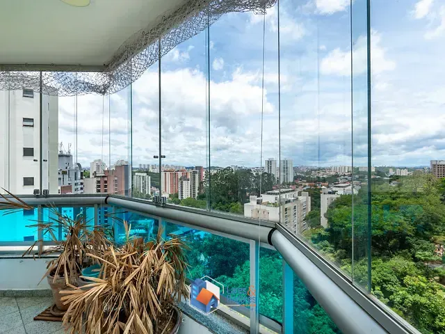 Apartamento com 976m² 4 quartos e 5 banheiros, à venda, no bairro Vila Suzana em São Paulo