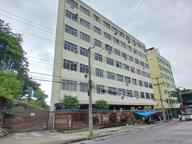 Foto do Apartamento - RAMOS - ÓTIMA OPORTUNIDADE, UM EXCELENTE APAARTAMENTO COM  70 m2 , COM 2 QUARTOS, SALA, COZINHA, BANHEIRO E JUNTO AO COMÉRCIO. | Hilmar