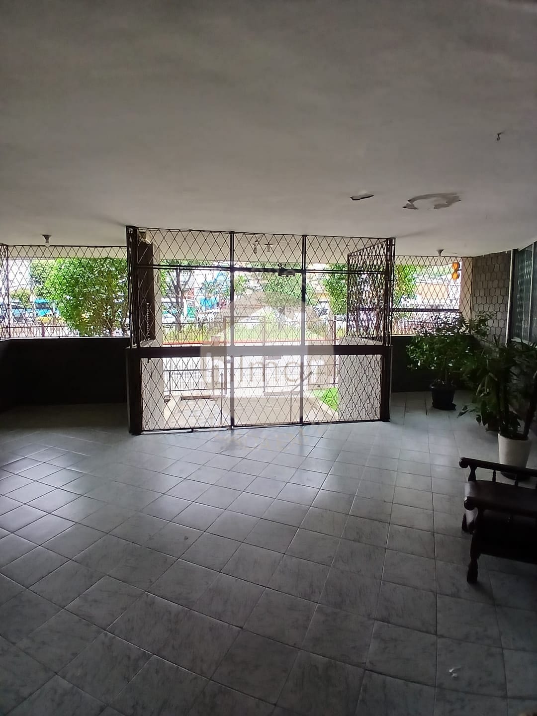 Apartamento para alugar com 2 quartos, 70m² - Foto 31