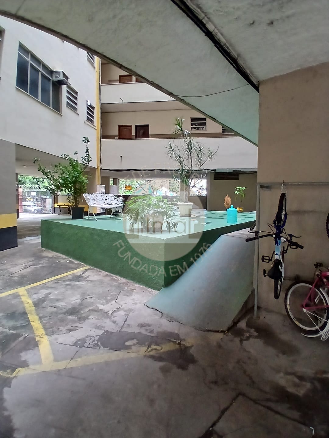 Apartamento para alugar com 2 quartos, 70m² - Foto 34