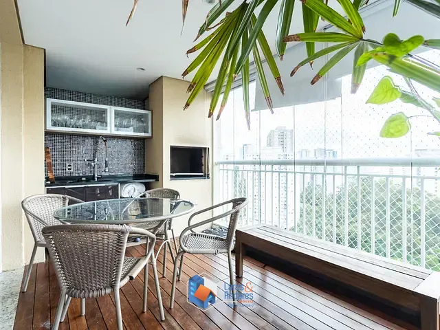 Apartamento com 214m² 2 quartos e 4 banheiros, à venda, no bairro Vila Andrade em São Paulo