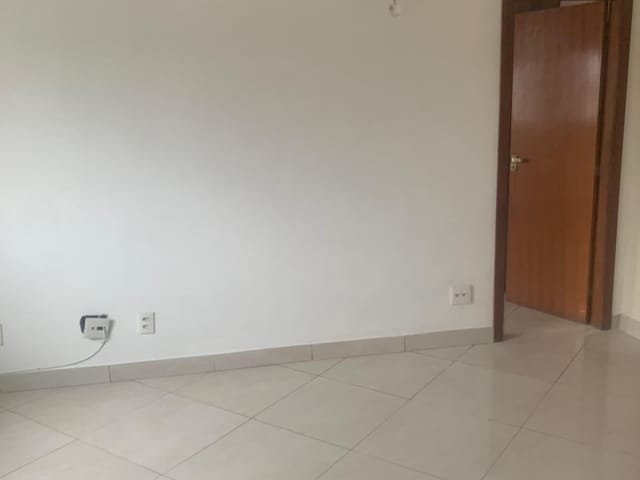 Foto do Apartamento - PENHA - ÓTIMO APARTAMENTO COM 2 QUARTOS, SALA, COZINHA, BANHEIRO E JUNTO AO COMÉRCIO. | Hilmar