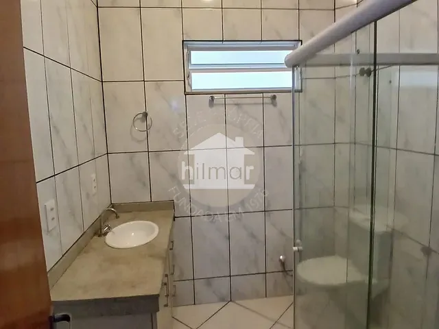 Apartamento com 67m² 2 quartos e 1 banheiro, à venda ou para alugar, no bairro Penha em Rio de Janeiro