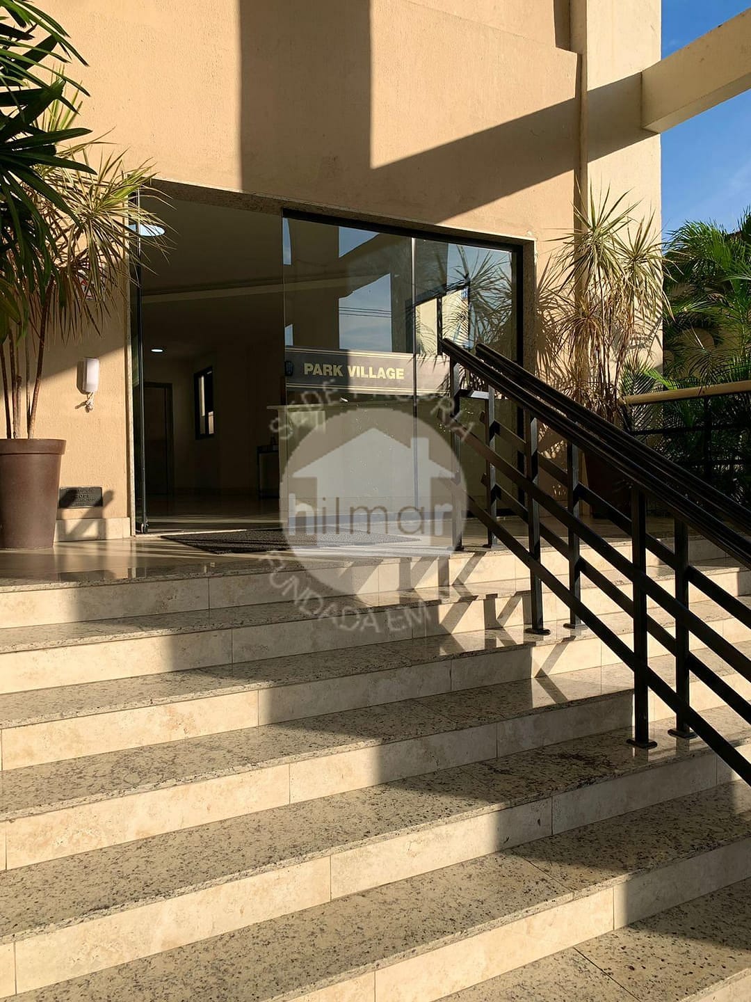 Apartamento à venda com 3 quartos, 88m² - Foto 2