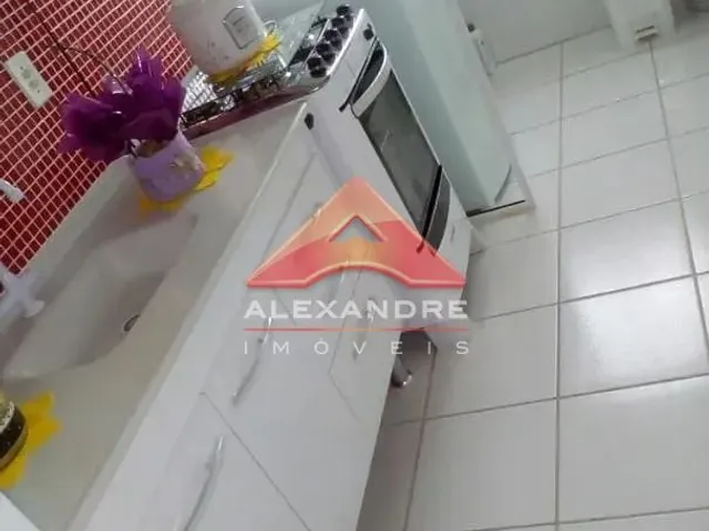 Apartamento com 10m² 2 quartos e 1 banheiro, à venda, no bairro Vila Tesouro em São José Dos Campos