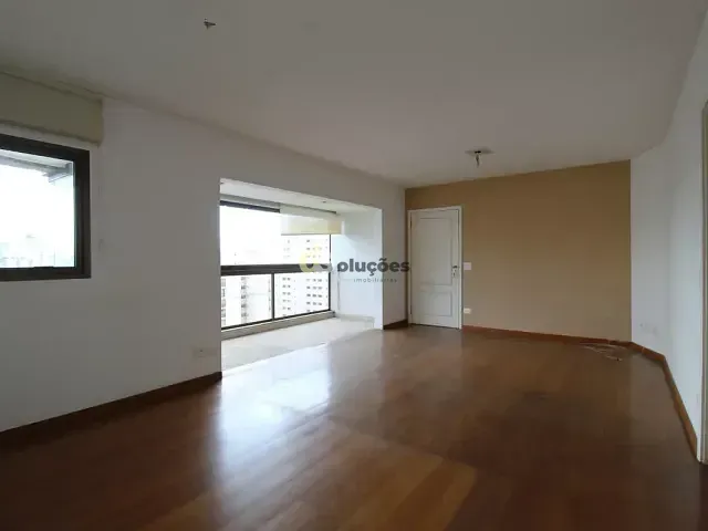 Apartamento 3 quartos e 4 banheiros, à venda, no bairro Moema em São Paulo