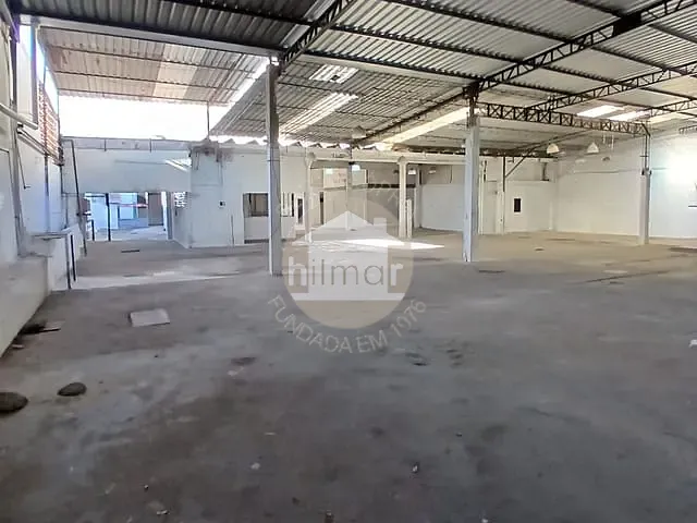 Loja com 994m², para alugar, no bairro Penha Circular em Rio de Janeiro