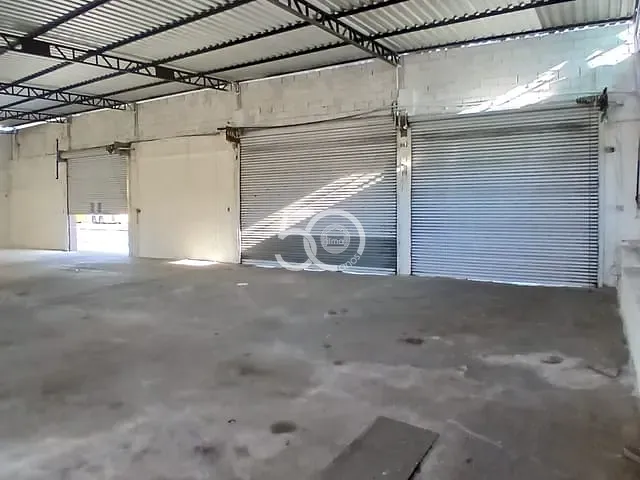 Loja com 994m², para alugar, no bairro Penha Circular em Rio de Janeiro