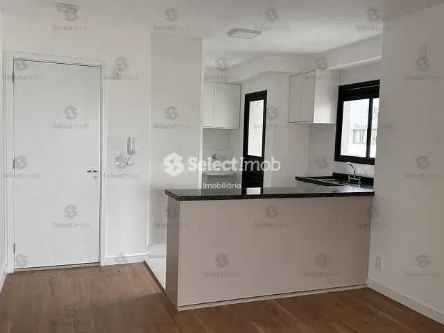 Apartamento com 64m² 2 quartos e 1 banheiro, para alugar, no bairro Parque das Nações em Santo André