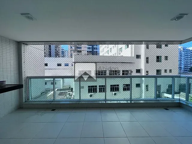 Apartamento com 200m² 4 quartos e 4 banheiros, à venda, no bairro Icaraí em Niterói