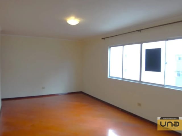 Apartamento 3 quartos e 2 banheiros, para alugar, no bairro AGUA VERDE em Curitiba