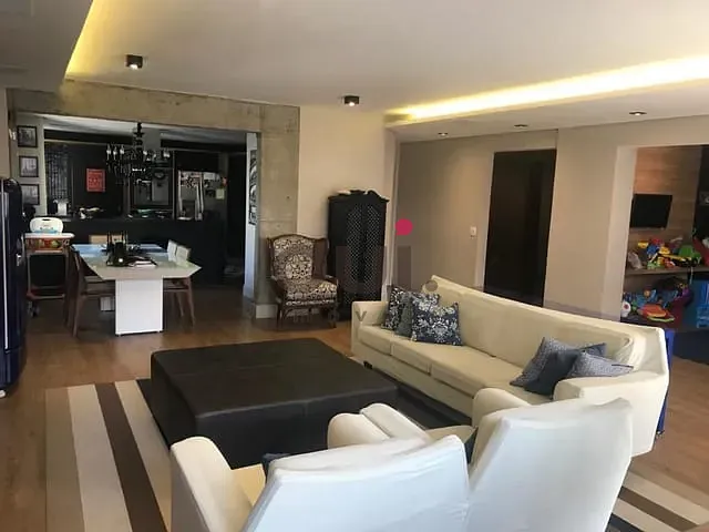 Apartamento 3 quartos e 5 banheiros, à venda, no bairro Itaim Bibi em São Paulo