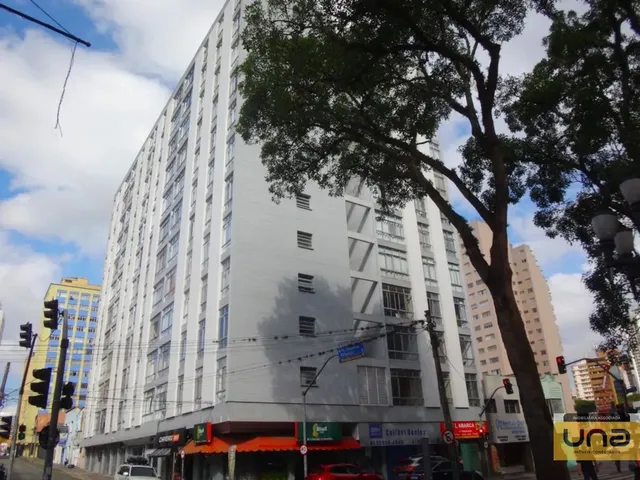 Apartamento 3 quartos e 1 banheiro, para alugar, no bairro CENTRO em Curitiba