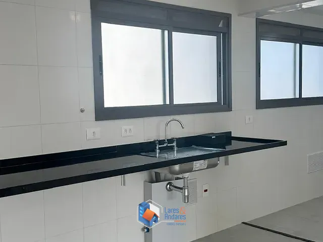 Apartamento com 24000m² 3 quartos e 5 banheiros, à venda, no bairro City América em São Paulo