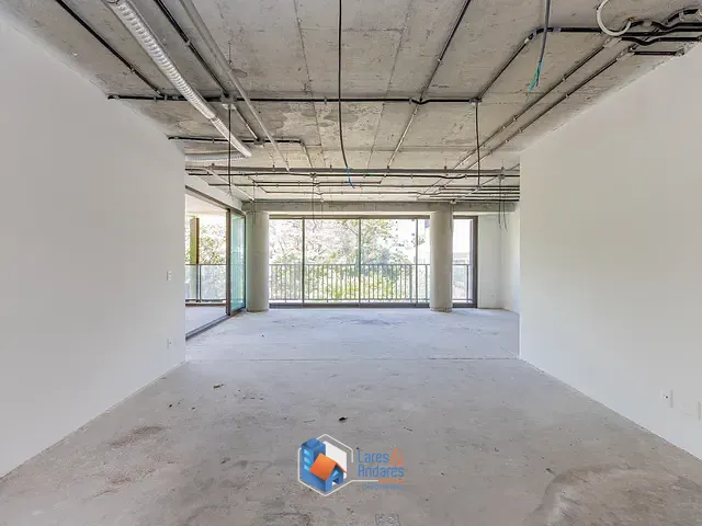 Apartamento com 204m² 3 quartos e 5 banheiros, à venda, no bairro Vila Nova Conceição em São Paulo