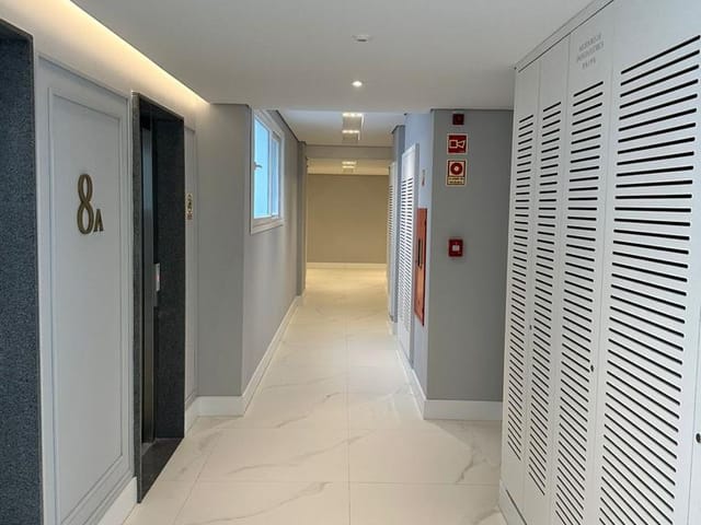 Foto do Apartamento - Apartamento, 3 dormitórios, 3 suítes, 3 banheiros, 2 vagas de garagem, pé direito duplo, de frente a dom joaquim! | UP Imóveis