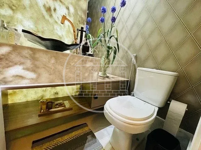Apartamento com 208m² 3 quartos e 1 banheiro, à venda, no bairro Tirol em Natal