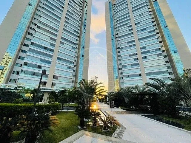 Apartamento, 3 quartos, 208 m² - Foto 1