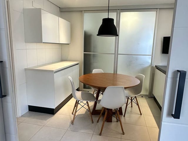 Apartamento com 277m² 3 quartos e 6 banheiros, à venda, no bairro Itaim Bibi em São Paulo