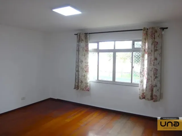 Apartamento 3 quartos e 1 banheiro, para alugar, no bairro JARDIM BOTANICO em Curitiba