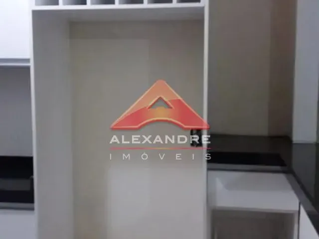 Apartamento com 10m² 2 quartos e 1 banheiro, à venda, no bairro Jardim Americano em São José Dos Campos