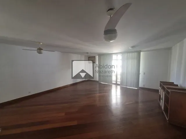 Apartamento com 200m² 4 quartos e 1 banheiro, à venda, no bairro Icaraí em Niterói