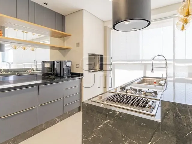 Apartamento 3 quartos e 5 banheiros, à venda, no bairro Santa Rosa em Londrina