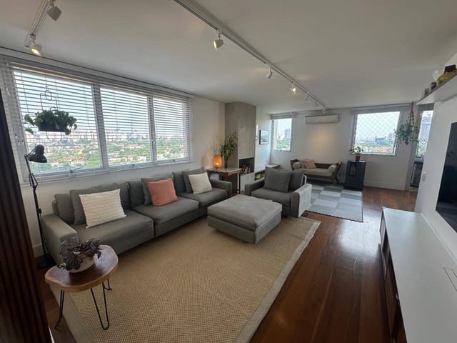 Apartamento com 220m² 4 quartos e 2 banheiros, à venda, no bairro Perdizes em São Paulo