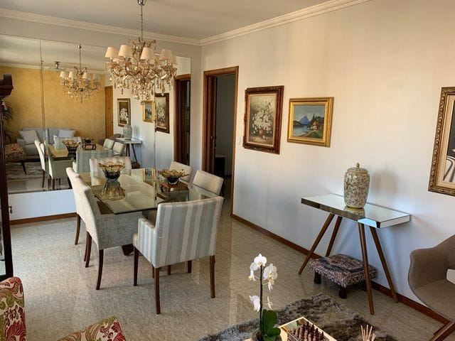 Foto do Apartamento - Apartamento a venda no Centro -  Edifício Torre de Viena - 3  Quartos sendo 1 suíte , 3 Banheiros, Completo de armários,  2 Sacadas, 2 Garagens Paralelas | Guepardo Imob