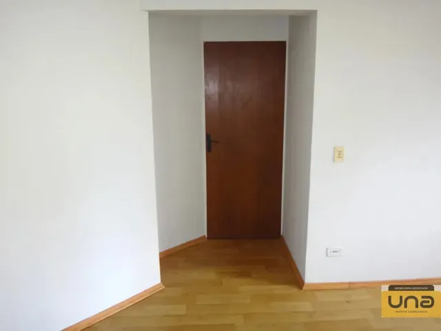 Apartamento 3 quartos e 2 banheiros, para alugar, no bairro BIGORRILHO em Curitiba