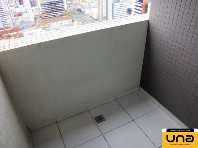 Apartamento 1 quarto e 1 banheiro, para alugar, no bairro CENTRO em Curitiba