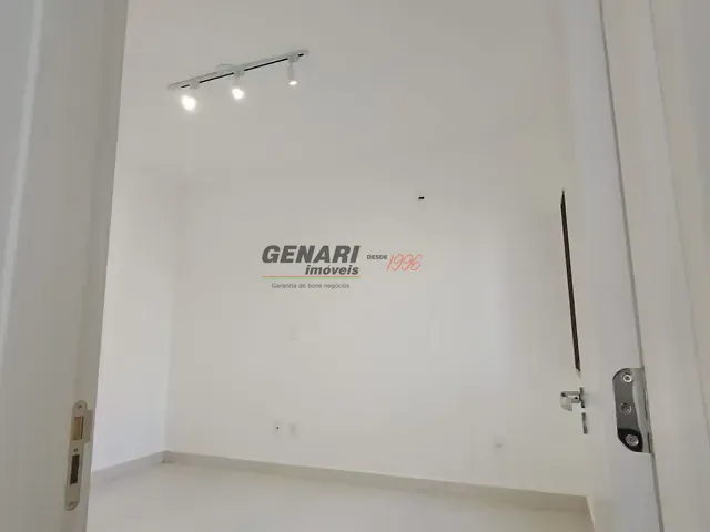 Apartamento 2 quartos e 2 banheiros, para alugar, no bairro Jardim Santiago em Indaiatuba
