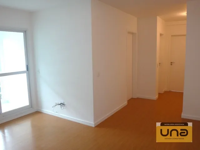 Apartamento 2 quartos e 2 banheiros, para alugar, no bairro VILA IZABEL em Curitiba
