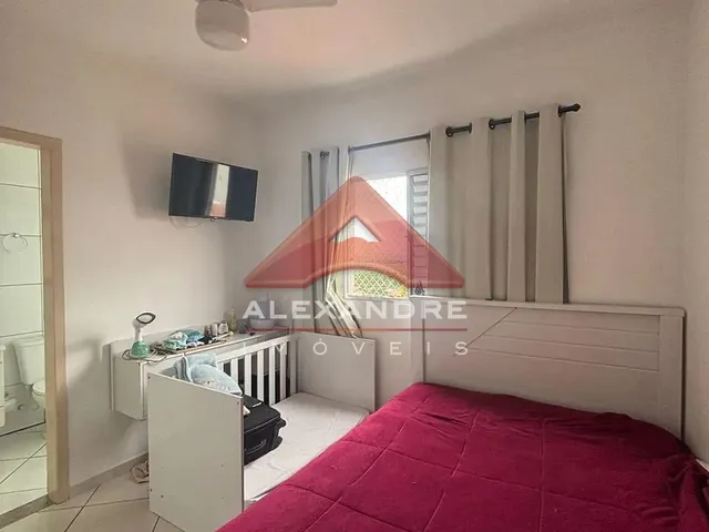 Apartamento com 10m² 2 quartos e 1 banheiro, à venda, no bairro Vila Industrial em São José Dos Campos