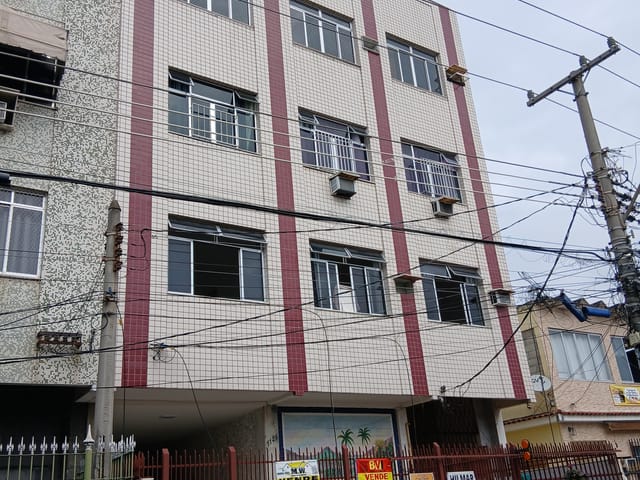 Foto do Apartamento - VILA DA PENHA- ÓTIMO APARTAMENTO COM 75 m2, DOIS QUARTOS, DEPENDENCIA , ÁREA, COZINHA E JUNTO AO COMÉRCIO. | Hilmar