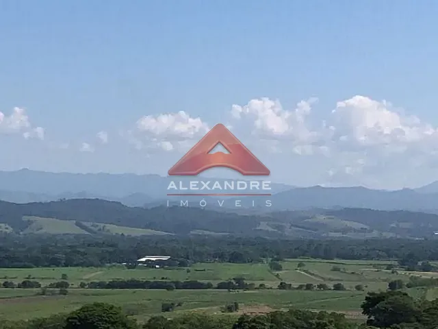 Apartamento 2 quartos e 1 banheiro, à venda, no bairro Loteamento Residencial Vista Linda em São José dos Campos