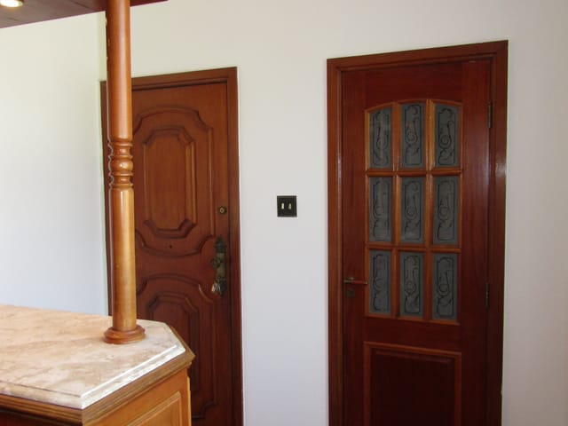 Foto do Apartamento - Apartamento com 2 quartos (sendo 1 suíte) e sala de jantar. Em frente a FAETEC | Hilmar