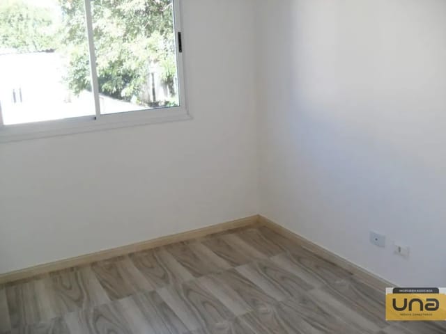 Apartamento 2 quartos e 1 banheiro, para alugar, no bairro CRISTO REI em Curitiba