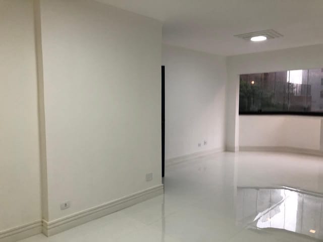Apartamento com 127m² 3 quartos e 2 banheiros, à venda, no bairro Jardim das Acácias em São Paulo
