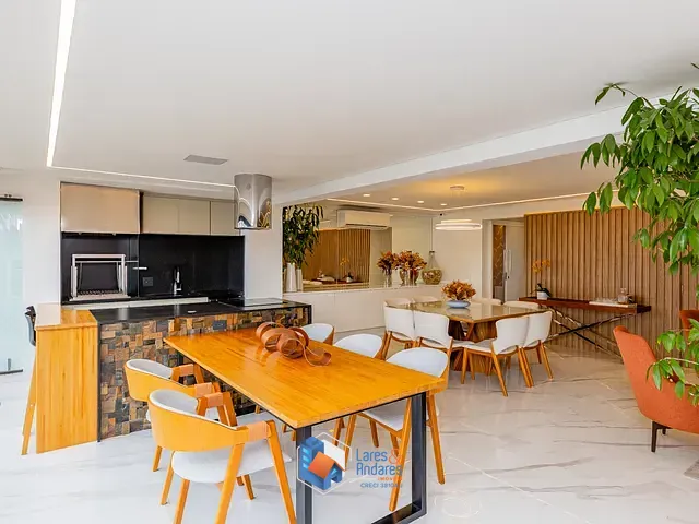 Apartamento com 209m² 3 quartos e 5 banheiros, à venda, no bairro Vila Cruzeiro em São Paulo