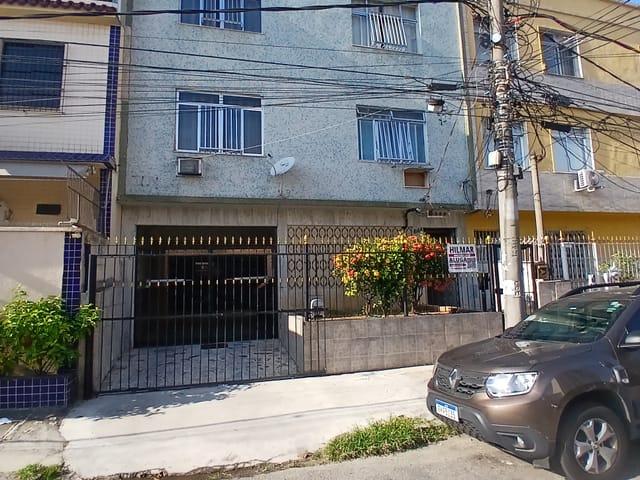 Foto do Apartamento - VILA DA PENHA - APARTAMENTO COM 53 m2 , 2 QUARTOS , SALA , BANHEIRO, COZINHA, ÁREA , GARAGEM , JUNTO AO COMÉRCIO . | Hilmar