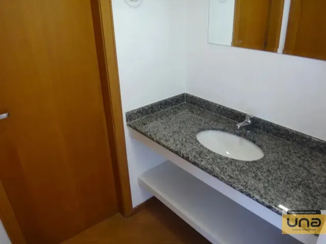 Apartamento 1 quarto e 1 banheiro, para alugar, no bairro BIGORRILHO em Curitiba
