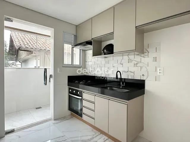 Apartamento com 80m² 3 quartos e 2 banheiros, para alugar, no bairro Planalto em Belo Horizonte