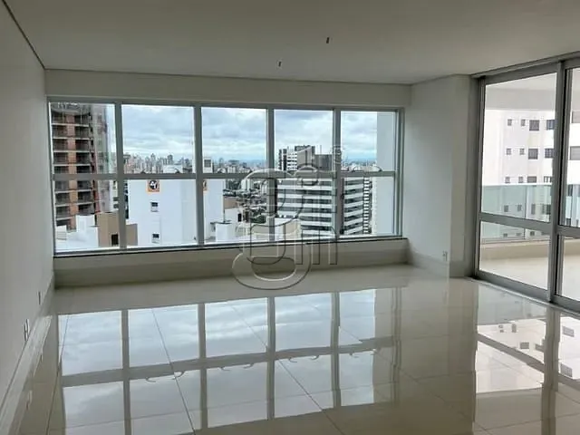 Apartamento com 342m² 3 quartos e 5 banheiros, à venda, no bairro Gleba Fazenda Palhano em Londrina