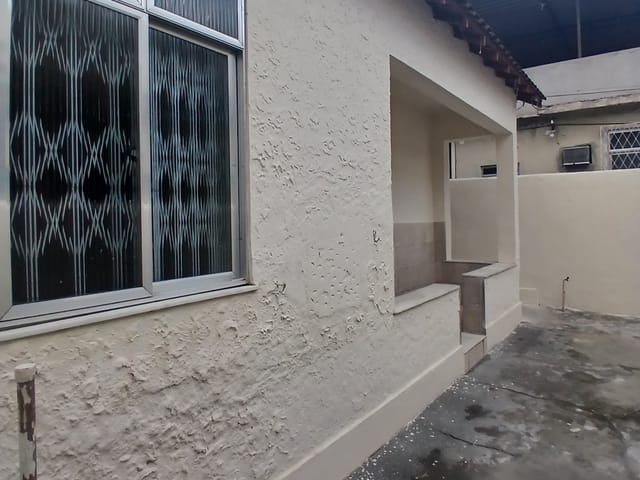 Foto do Casa - PARADA DE LUCAS - CASA COM 54m2 , COM QUINTAL , JUNTO AO COMÉRCIO. | Hilmar