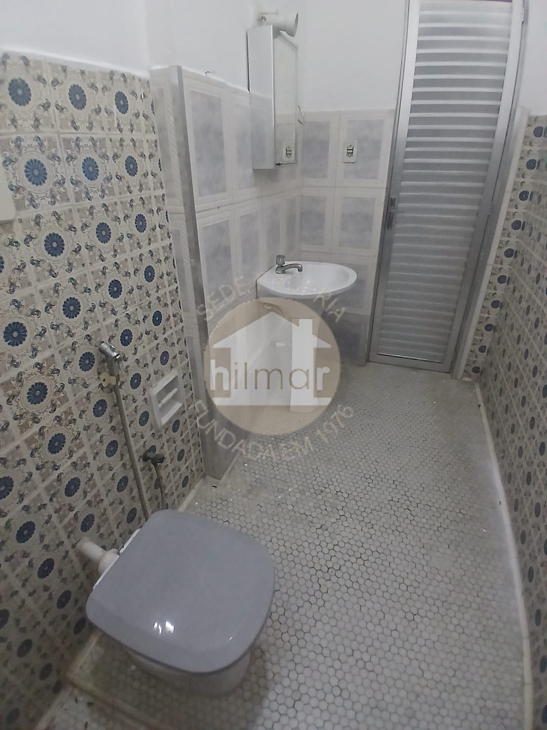 Casa para alugar com 2 quartos, 54m² - Foto 7