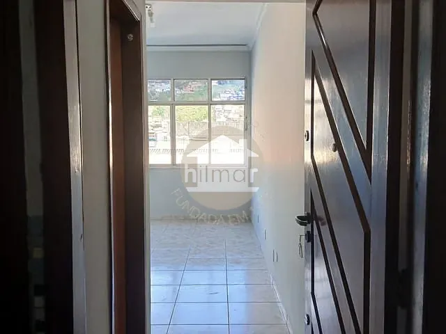 Apartamento com 62m² 2 quartos e 1 banheiro, para alugar, no bairro Olaria em Rio de Janeiro