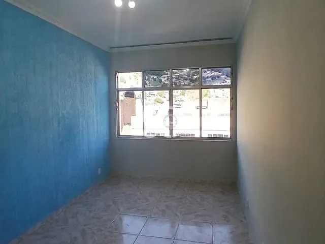 Apartamento com 62m² 2 quartos e 1 banheiro, para alugar, no bairro Olaria em Rio de Janeiro