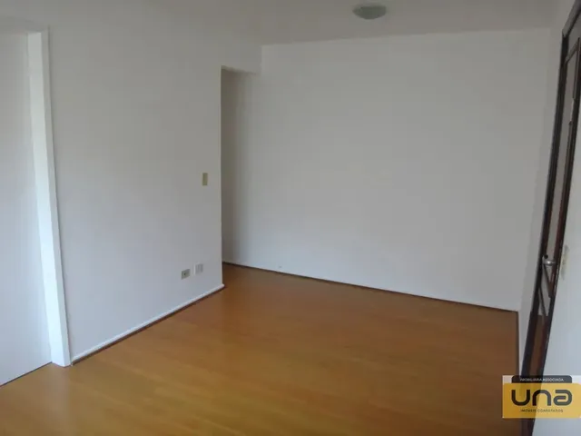 Apartamento 2 quartos e 1 banheiro, para alugar, no bairro PORTAO em Curitiba